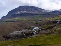 Unbenannter Wasserfall unter dem Ϸverfell - Ostfjorde